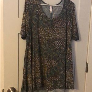 Lularoe shirt